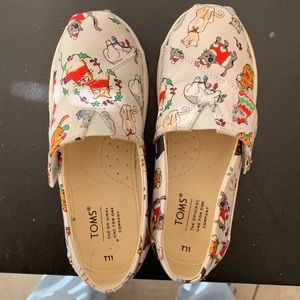Toms Size 11 girls shoes.